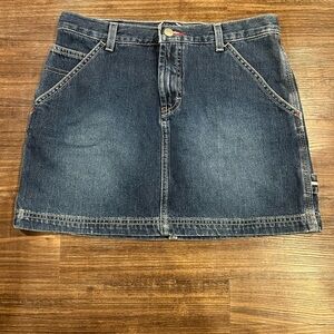 Tommy Hilfiger Dark Blue A-Line mini skirt size 7